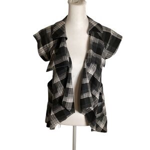 Nurl Small Plaid Black and White Short Sleeve Cardigan